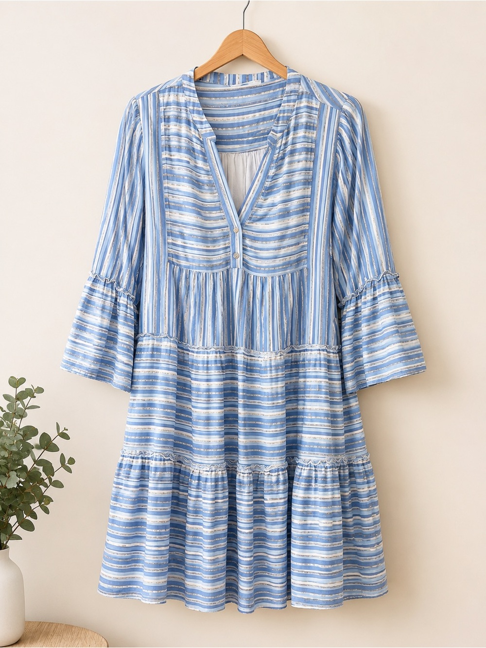 Avara Blue Striped Mini Dress - Casual V-Neck Tiered Dress XL